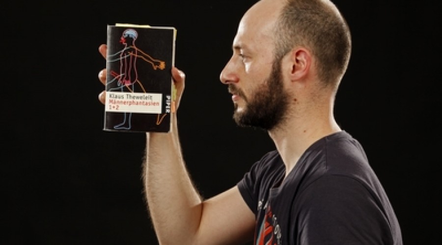 <em>Fantasmâlgories</em> de Klaus Theweleit traduit par Christophe Lucchese, demain en librairie